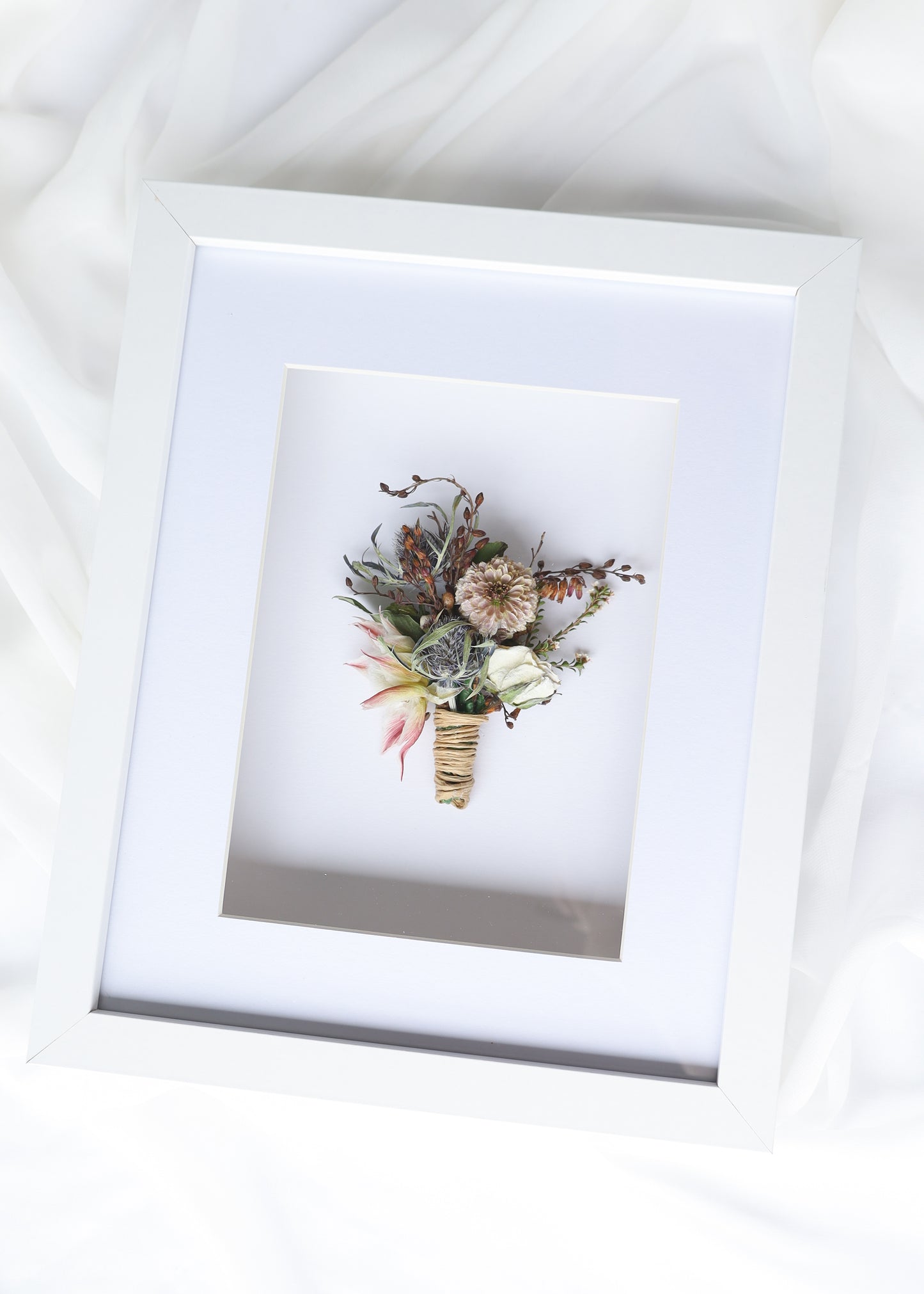 15x20 Framed Preserves Boutonnière